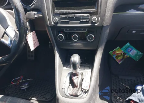 2012 Volkswagen Gti 4-Door из США, поврежденный, VIN WVWHD7AJ8CW320238